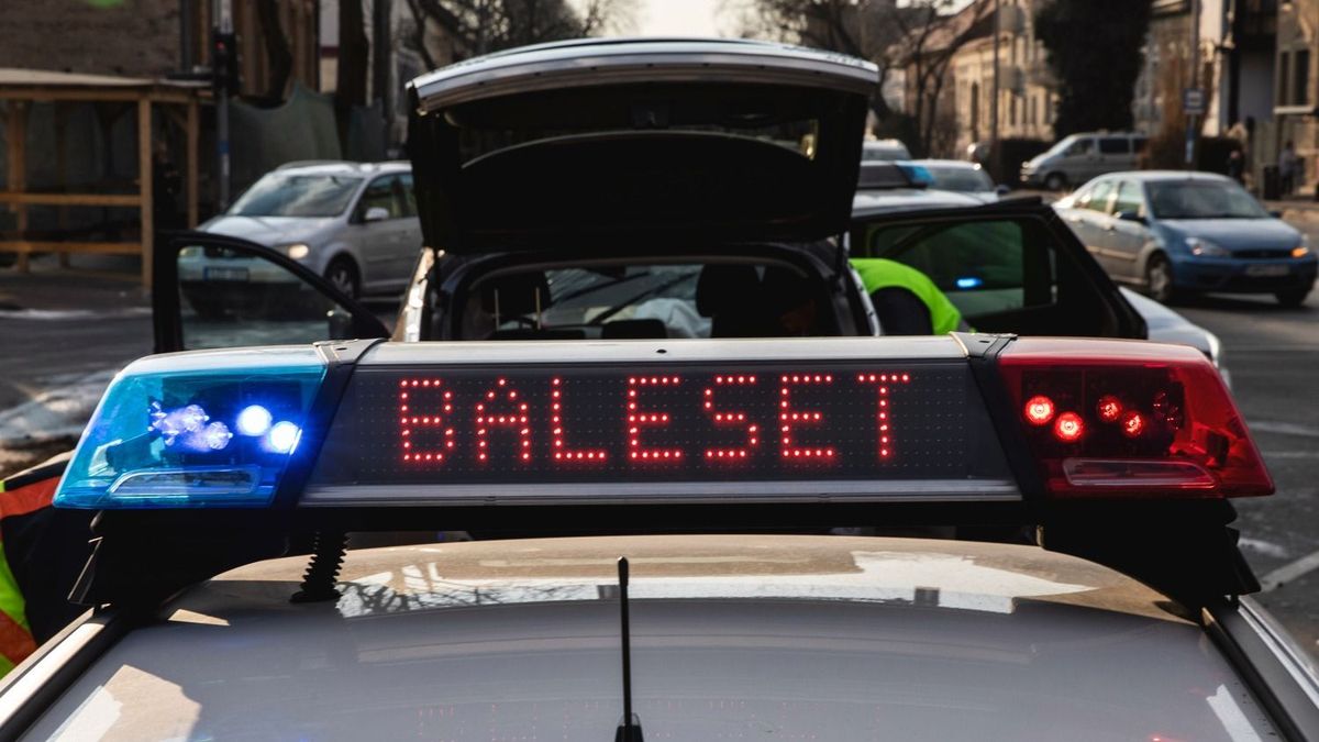 Baleset történt kedd délután Debrecenben