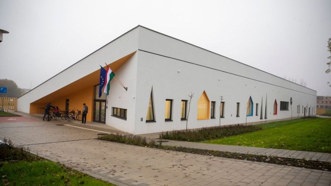 Jó hír a debrecenieknek! Egyre több korszerű óvoda várja a gyerekeket!
