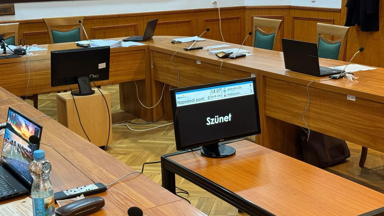 Kiürült az ülésterem: Családon belüli erőszak miatt nyomoznak egy hajdúszoboszlói képviselő ellen
