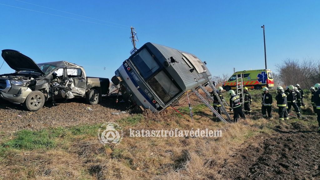Újabb információk a Tiszaeszlárnál történt halálos vonatbalesetről