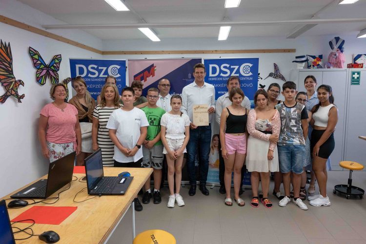 A nyári táborok segíthetik a fiatalok pályaorientációját