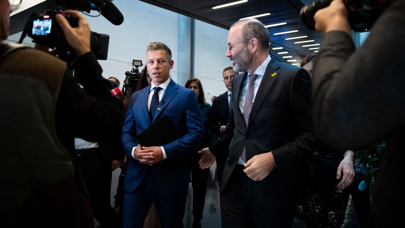 Magyar Péter a lapítás taktikáját választotta