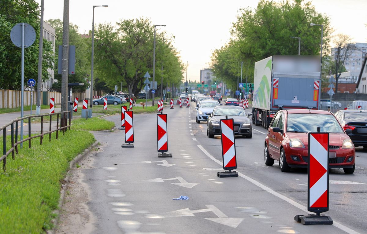 Forgalomkorlátozás a 33-as főúton: ilyen a reggeli forgalom