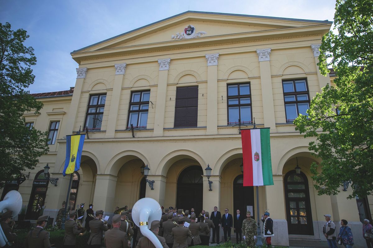 20240411-zaszlofelvonas-Debrecen-KA_11