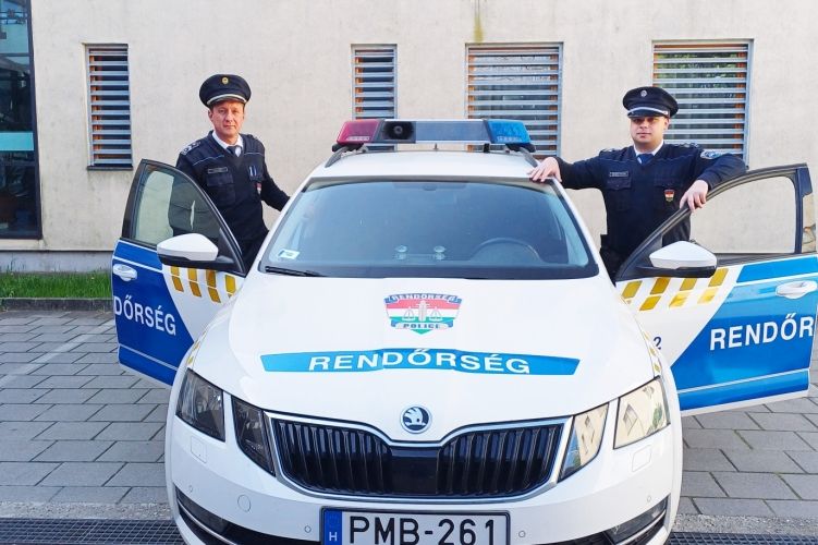 A rendőröknek ez volt az első életmentésük