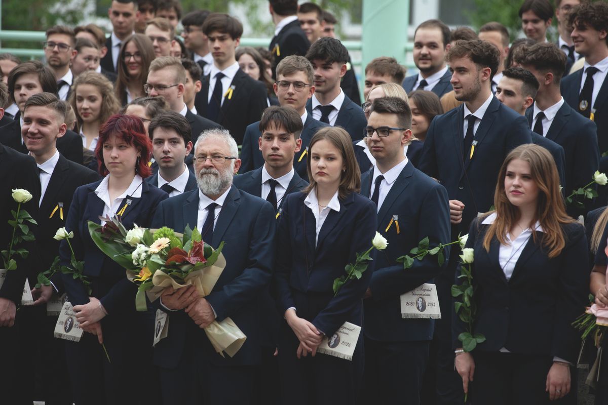 Utánajártunk, mennyi pénzt illik adni ballagásra