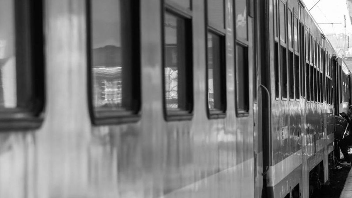 Haláleset történt a Tokaj InterCity vonaton kedden.