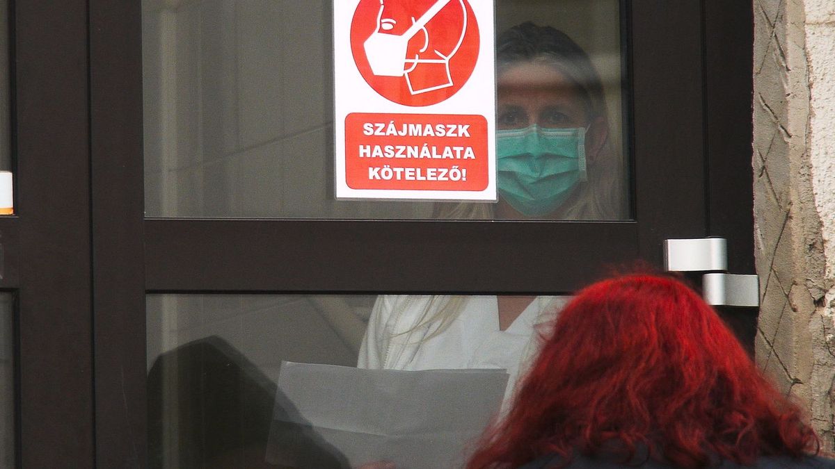 Megszűnt a látogatási tilalom a Klinikai Központban