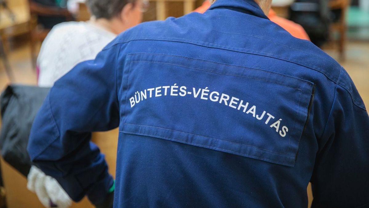 Ítéletet hoztak a házkutatásos rablás ügyében Debrecenben