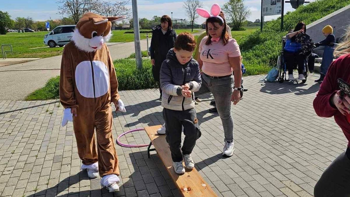 Vidám húsvéti napot tartottak Hortobágyon