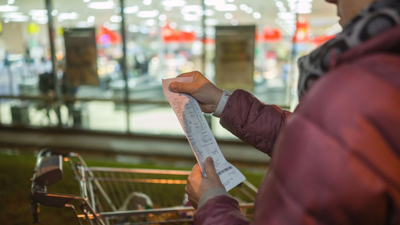 Van ahol plusz 80 forint, ha darálva kérjük a húst - Hihetetlen, mi mindenért kérnek extra pénzt a boltokban!