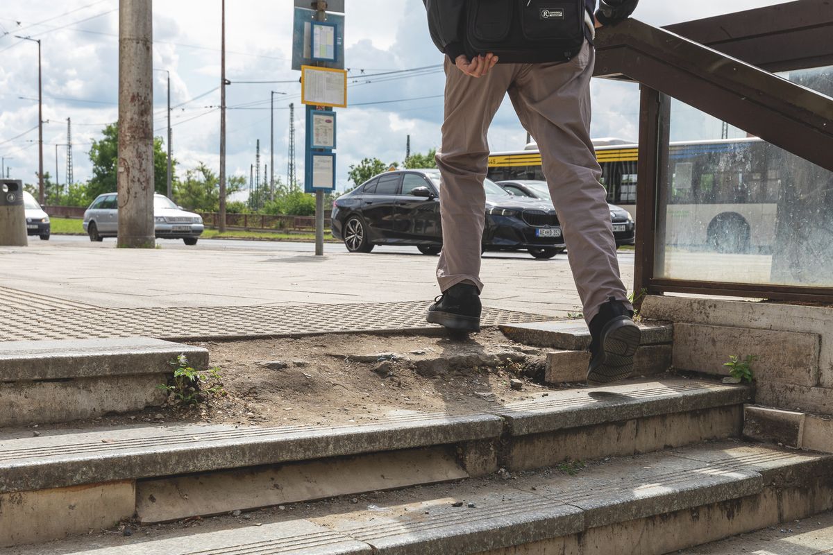 VMP20250512_Petfői_tér_aluljáró_lépcső_HAON_05