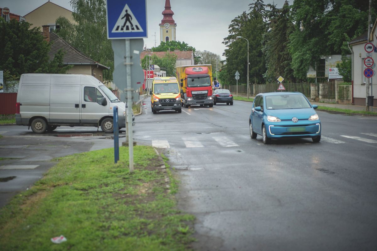 Eredményes egyeztetés zajlott le egy fontos hajdúszoboszlói kereszteződésének felújításával kapcsolatban