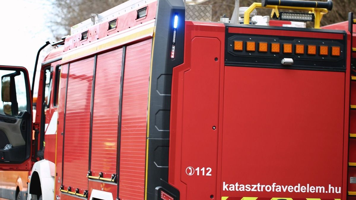 Tűz ütött ki egy debreceni társasházba