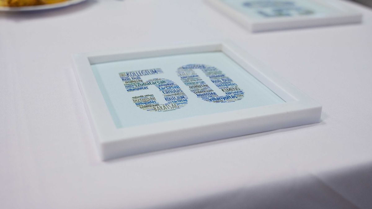 50 éve a diákok otthona a debreceni Postakert utcai kollégium