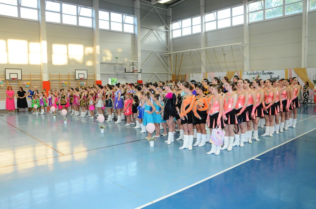 Szombaton 600 néző előtt rendezték meg a II. Hajdúhadházi Mazsorett Fesztivált