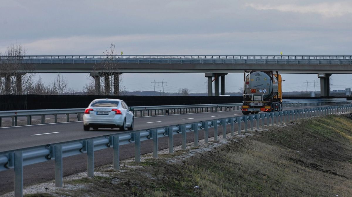 Átépül a terelés az M35-ös autópálya Debrecent elkerülő szakaszán: többfelé is lehet majd kerülni!