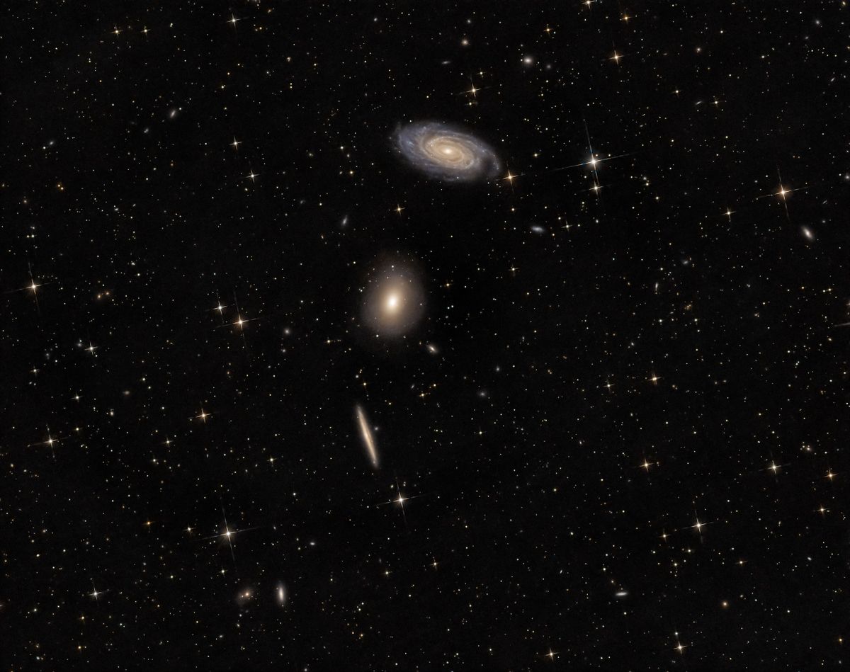 Lélegzetelállító felvételt osztott meg egy hajdú-bihari csillagász. Vincze János ezúttal egy távoli galaxis-halmazt rögzített
