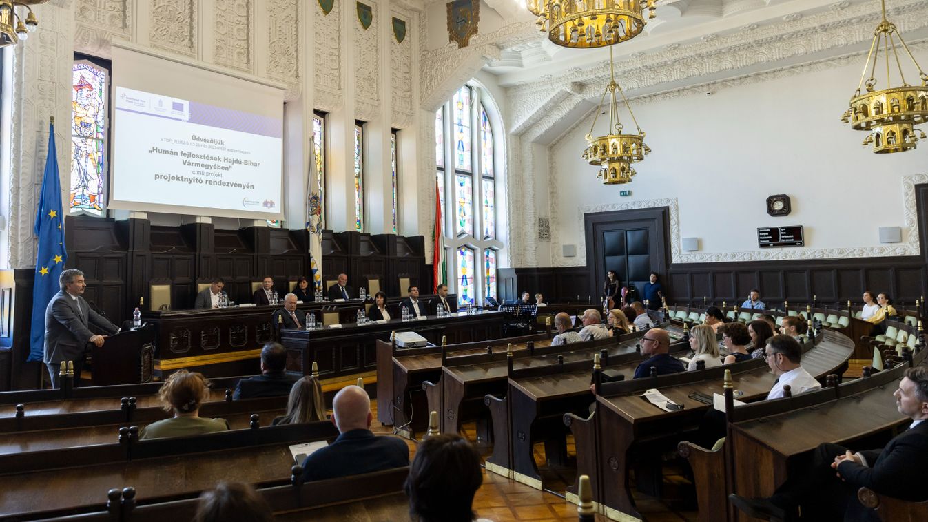 Soha nem látott lehetőség előtt több tízezer hajdú-bihari, rájuk fordítanak most milliárdokat
