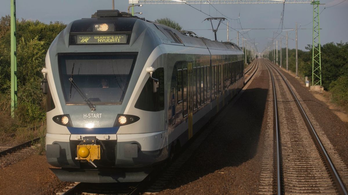 Marad a vágányzár! – problémák adódtak az egyik Debrecenbe vezető vasútvonal felújításakor