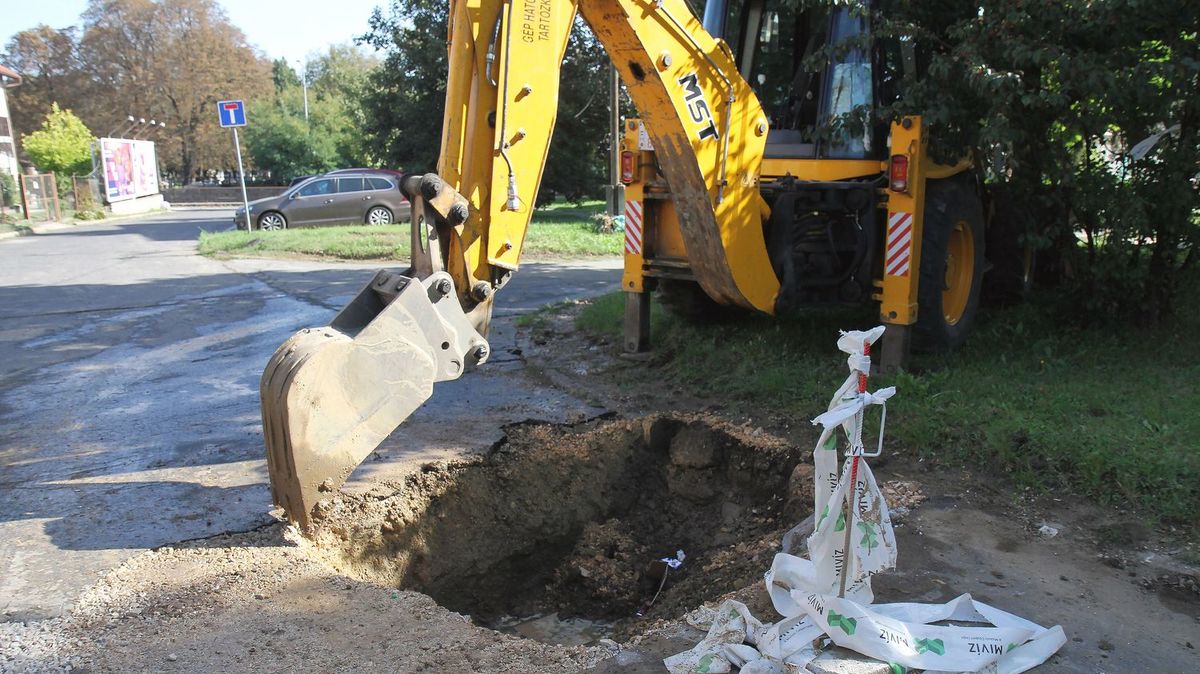 A csővezeték kora és anyaga miatt pedig gyakoribb a csőtörés Álmosdon