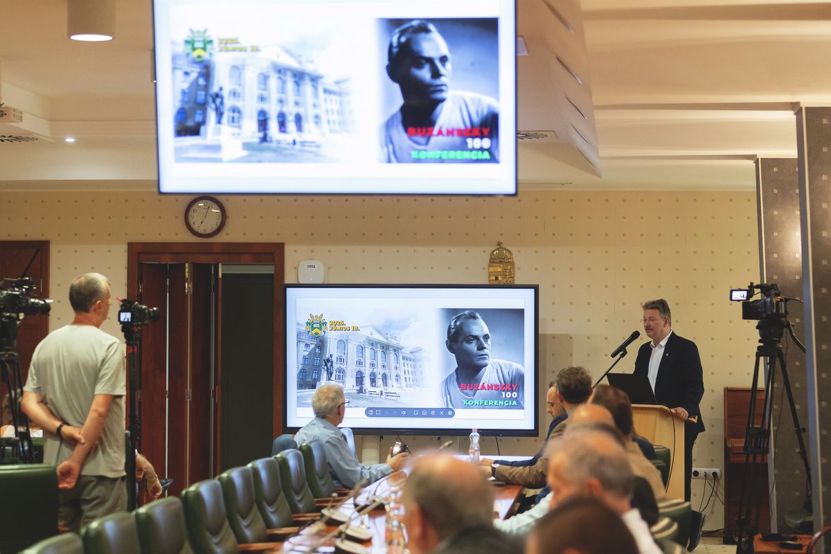 A keddi rendezvényen rendkívül sok előadást hallgathattak az érdeklődők