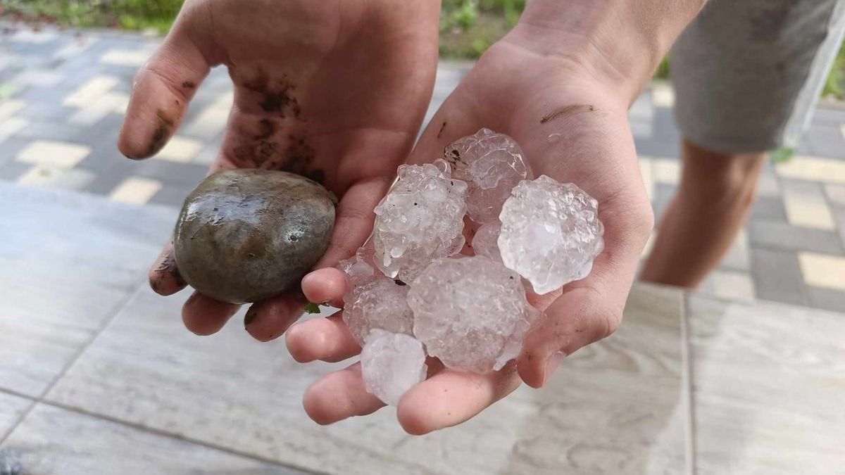 Kiadták a harmadfokú riasztást! Hamarosan lecsaphat a vihar és a jégeső Hajdú-Biharban