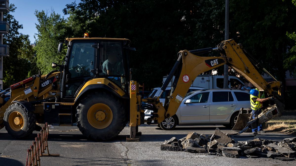 Újabb csőtörés Debrecenben, a vizet is el kellett zárni az egyik lakótelep egy részén