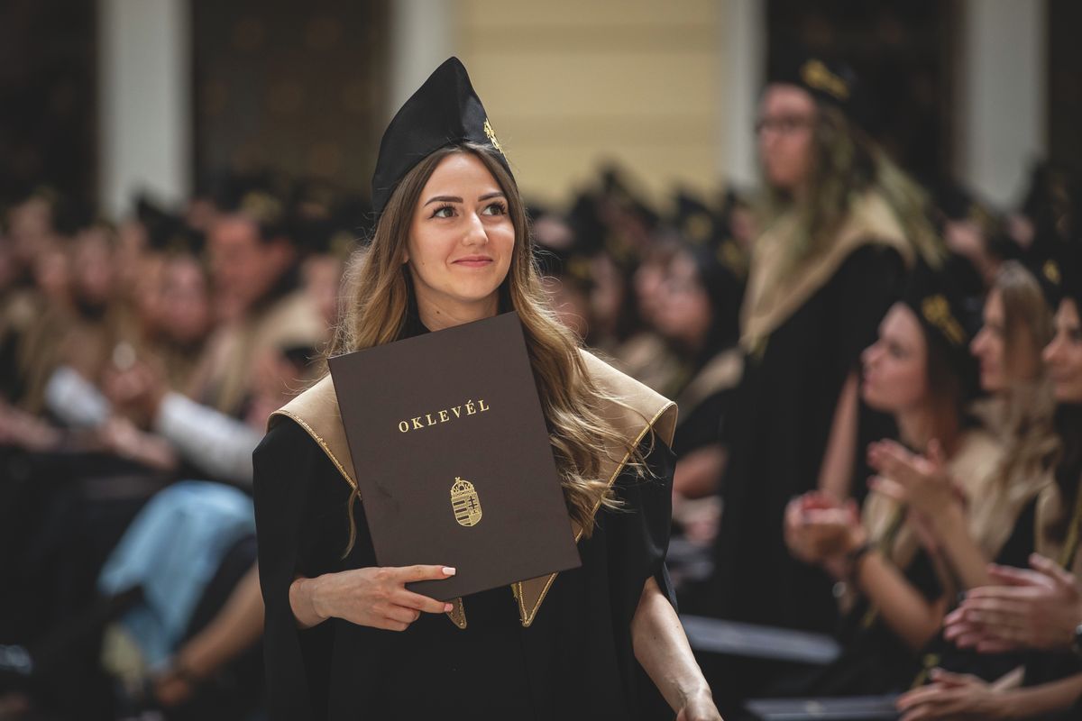 20250705_Bölcsészettudományikar Diplomaosztó_KÁ_HBN (31)