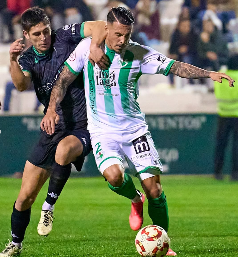 A spanyol Futbol-in Al Minuto X-oldal (korábbi Twitter) értesülései szerint a Debreceni VSC egy újabb hispán labdarúgóval, Iván Rodríguezzel erősíthet.