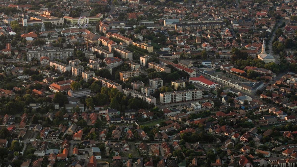 Hatalmas hangrobbanás volt Hajdúböszörményben, válaszolt portálunknak a Magyar Honvédség