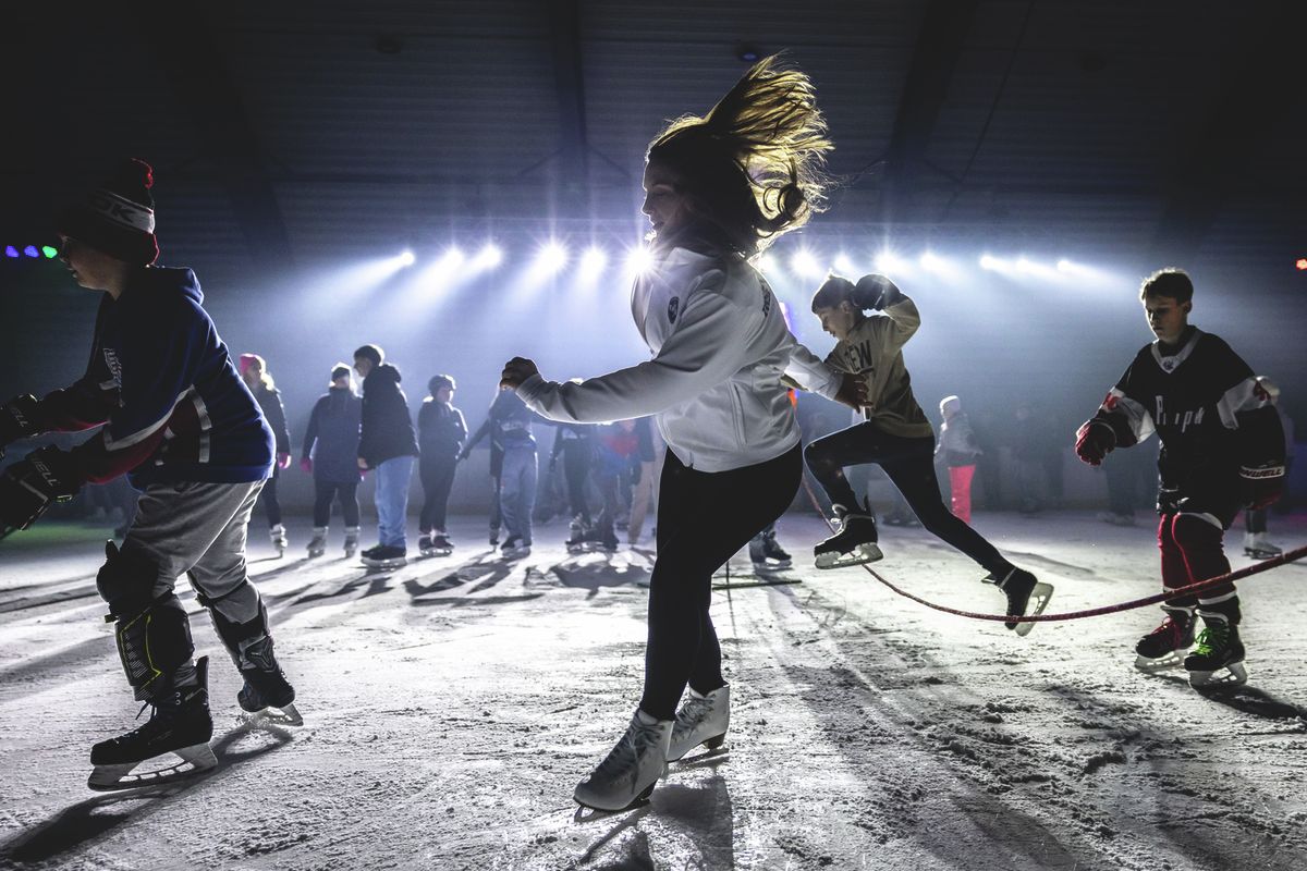 Jégdiszkó, ingyenes programok