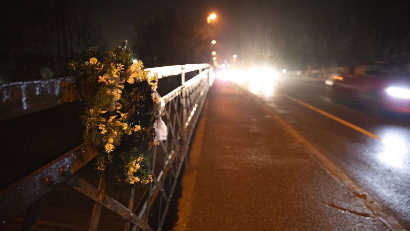 Szívszorító képsorok: Mázló Attila emlékére vonultak autósok a Vágóhíd utcai baleset helyszínéhez – fotókkal, videóval Kép