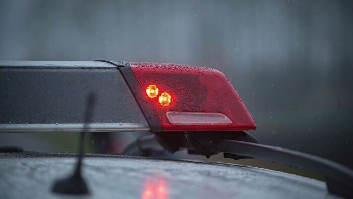 Kedd reggel karambolozott két autó Hajdú-Biharban, az egyik jármű a tetejére borult!