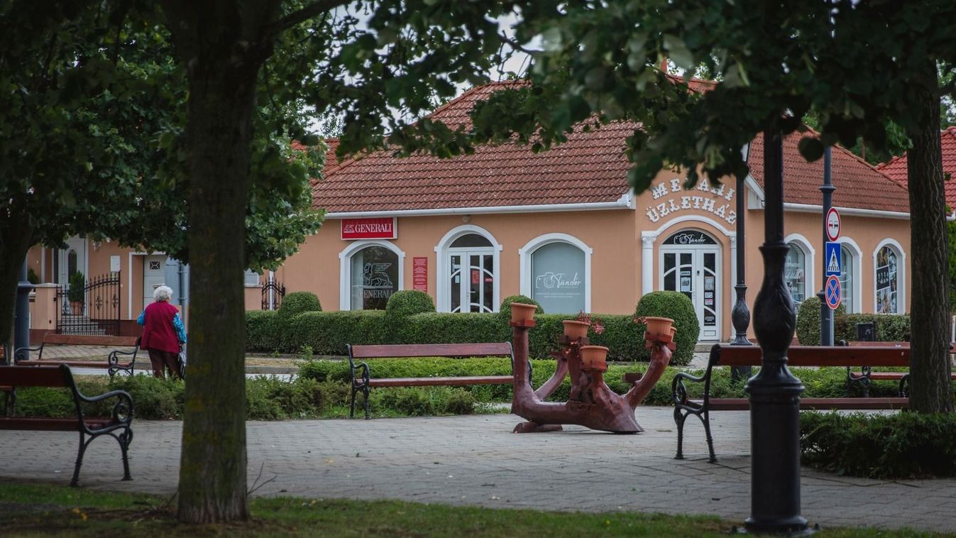 Tuti nem fogsz unatkozni, ha itt élsz! Egész évre be vannak táblázva a...