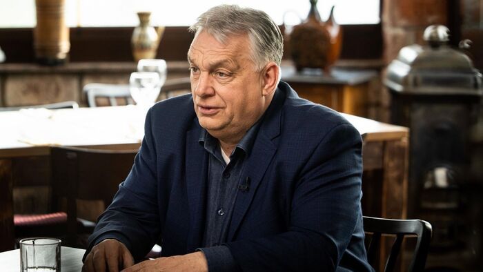 Orbán Viktor: Miközben bűnözők támogatják a Tiszát, a sejtetések miatt minket gondolnak korruptnak (videó)