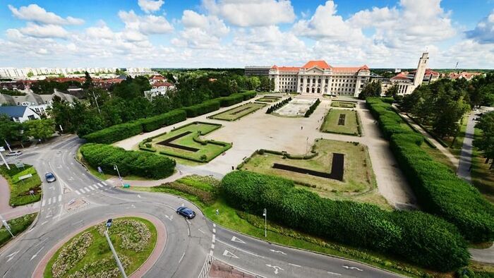 „Nem akarlak elszomorítani…” – Magyar Péter bekommentelt Papp László posztja alá, így szúrt vissza a polgármester