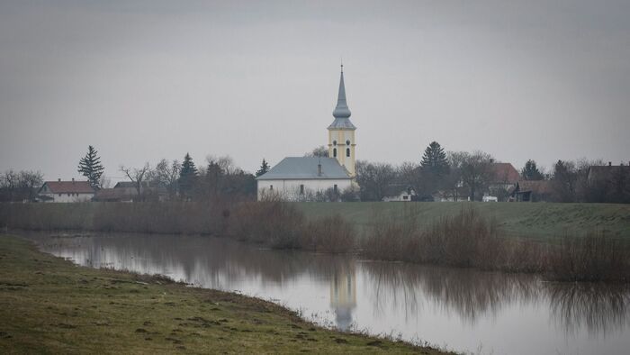 Évek óta veszteséges, mégsem zárják be – Mi tartja életben ezt a hajdú-bihari céget?