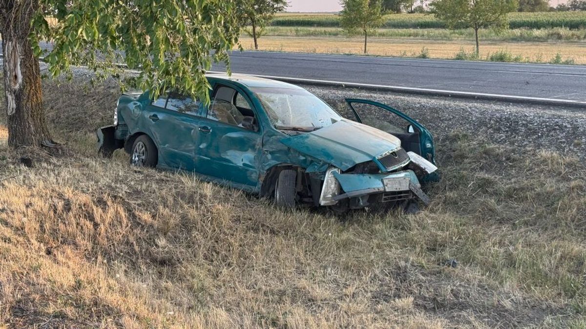 Baleset Hajdú-Biharban! Egy férfit a roncsokból kellett kivágni – fotókkal
