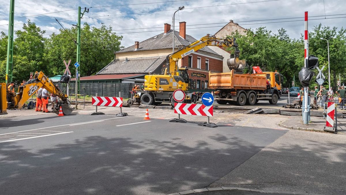 Napokra lezárják a hajdú-bihari főutat! Mutatjuk a kerülőutakat!
