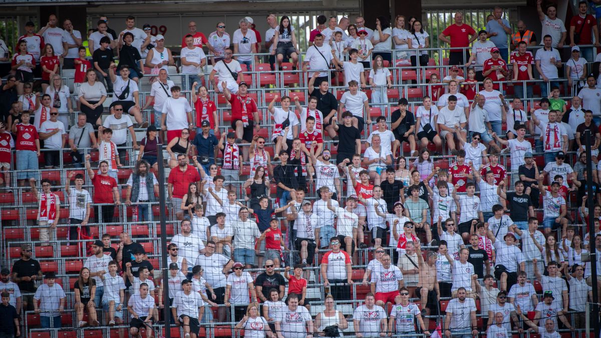 A pályán nem jött össze, a lelátón viszont győzött a Loki – íme a szurkolói galéria a Puskás Akadémia elleni meccsről!