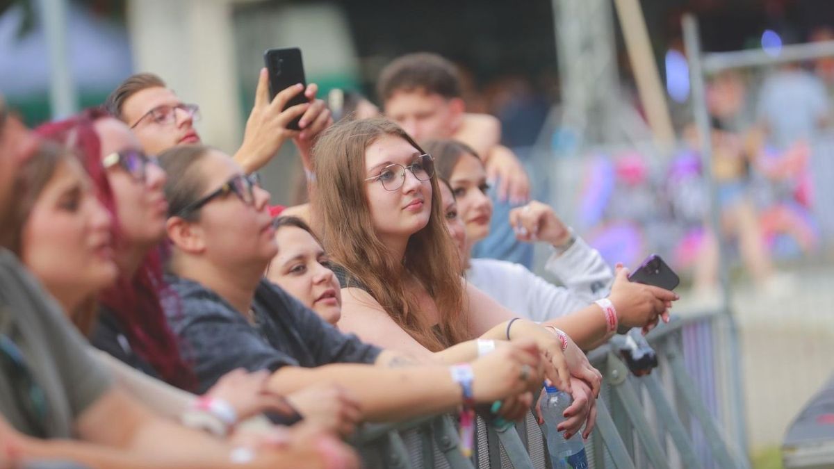 Hatalmasat mulattunk a Parno Graszttal a Campus Fesztiválon − fotókkal!