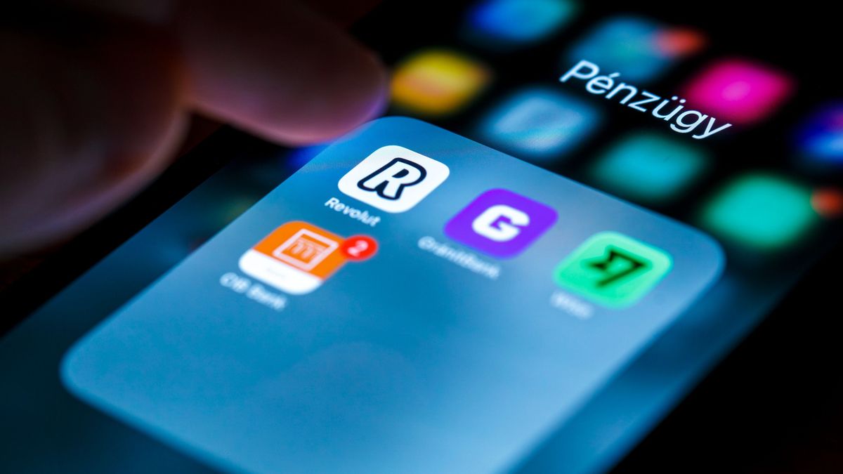 Hetek óta nem férnek hozzá a pénzükhöz a Revolut-ügyfelek – íme a bank válasza!