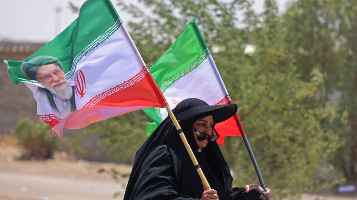 Irán új fegyverfalat épít maga köré: Kína segítségével készülhet a következő konfliktusokra