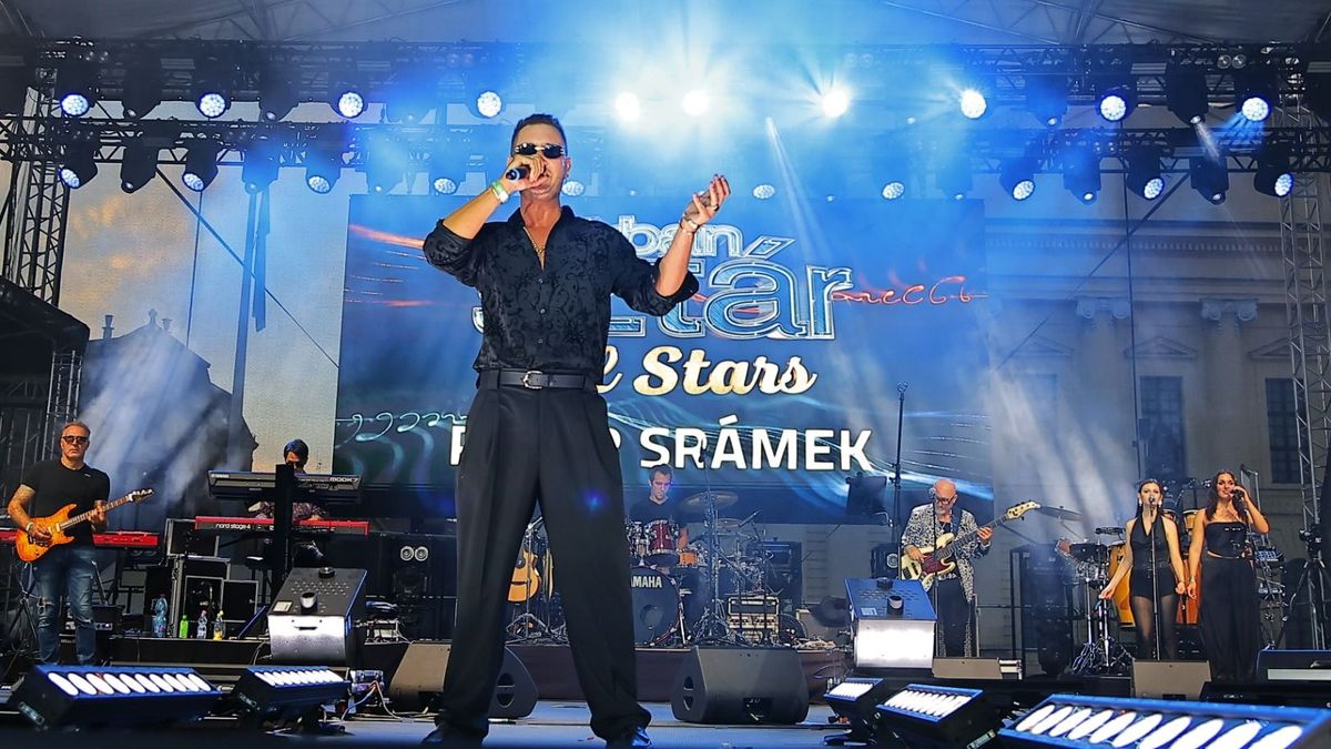 Szandi, Peter Srámek és a Sztárban Sztár énekesei Debrecenben – Fotókon a fergeteges buli