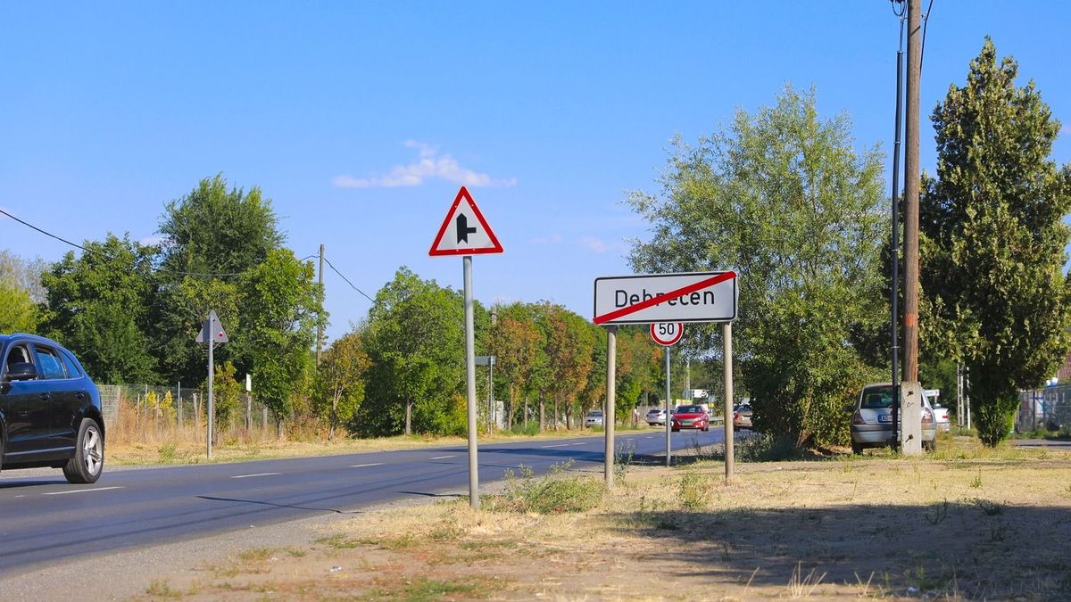 Úgy megszigorították a közlekedést a Külső Diószegin, hogy csak lesünk: keményen fogják a gyorshajtókat – videó
