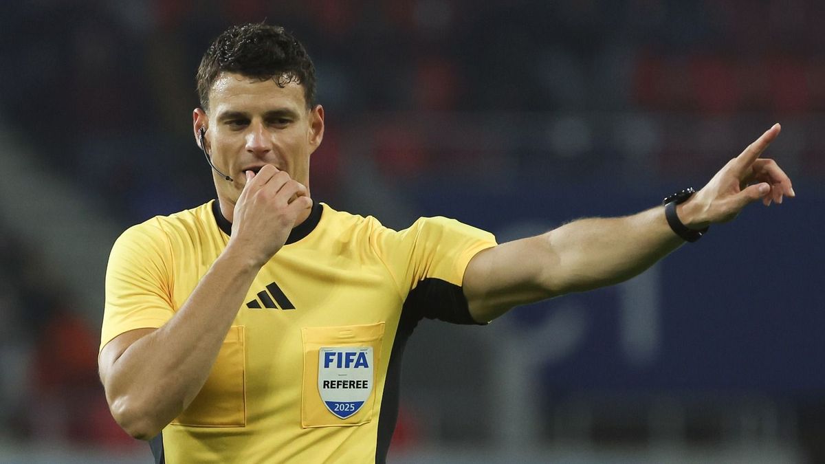 Nagyot hibázott Rúsz Márton: kimaradt egy piros lap a DVSC-Nyíregyháza meccsen