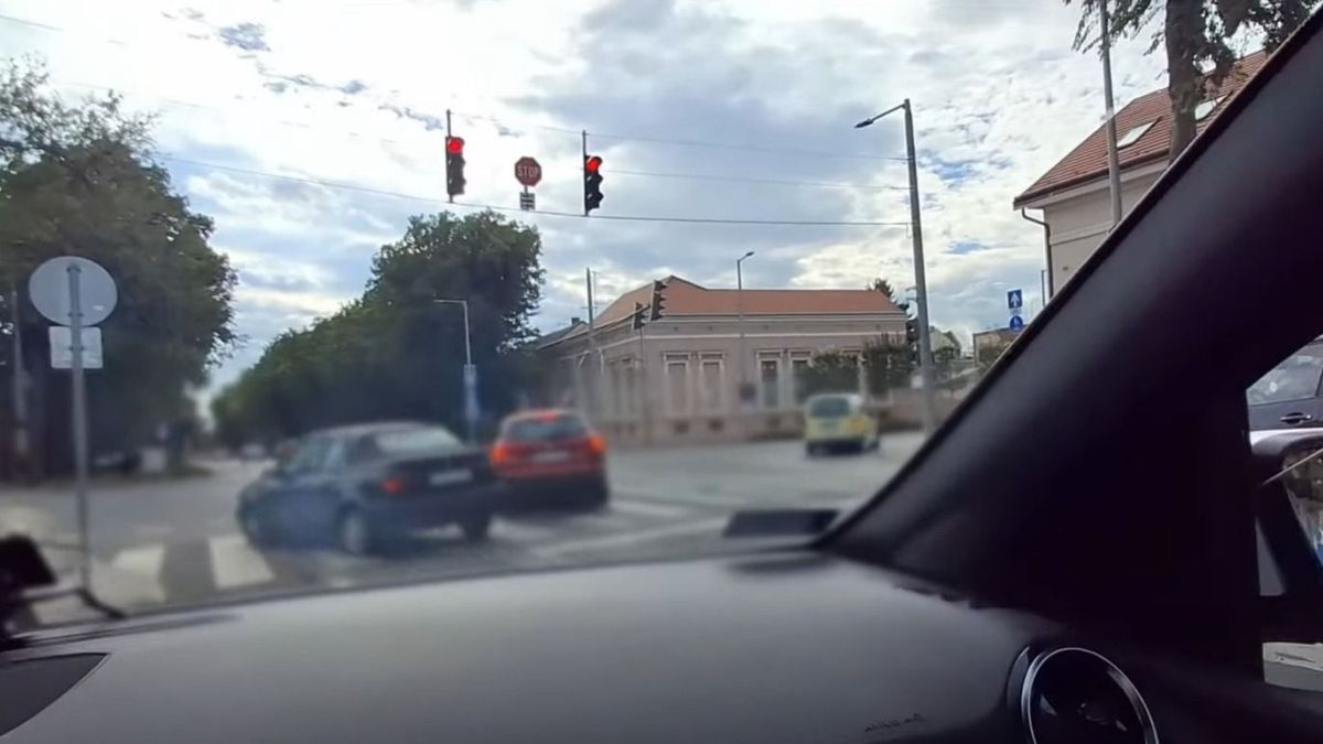 Itt kérdés sem lett volna, ki a hibás? A debreceni rendőrök páholyból nézhették végig a két sofőr mutatványát – videóval