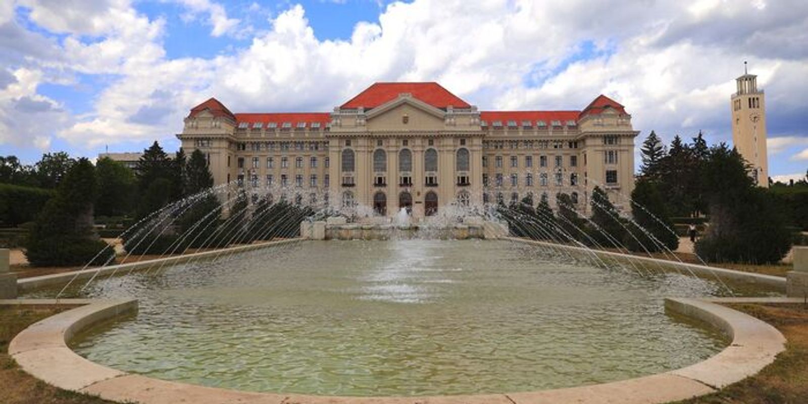 A Debreceni Egyetem egyik csúcsvezetője távozik, még nem ismert az utódja