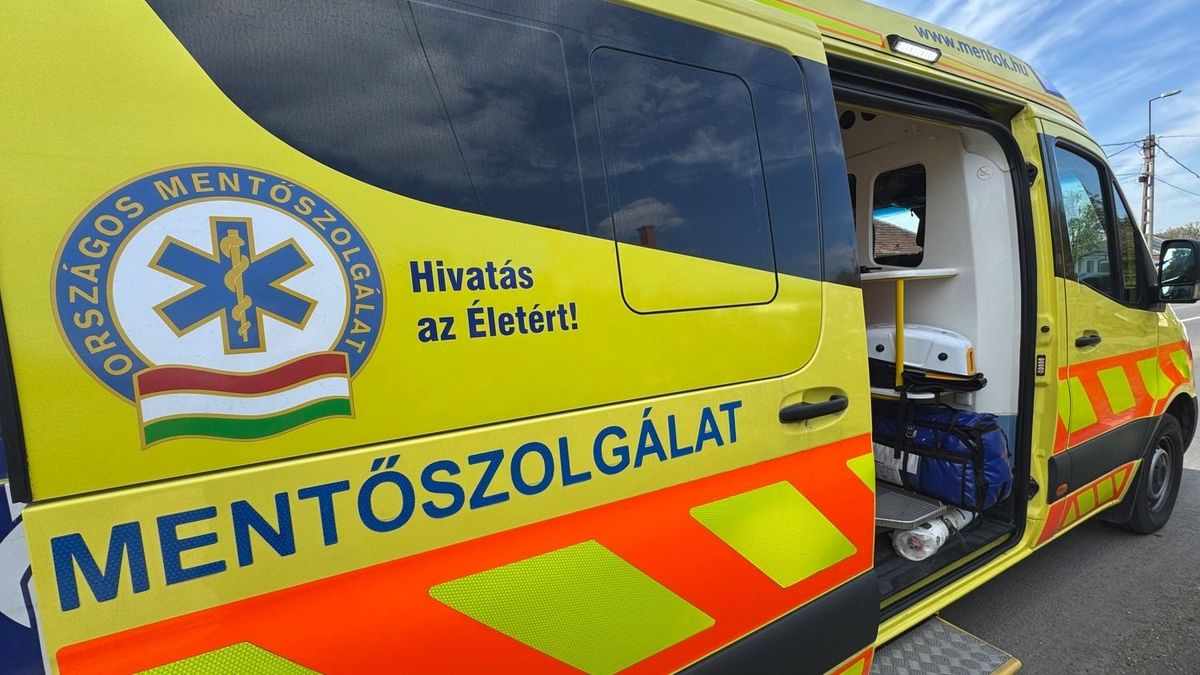 Drámai pillanatok egy józsai házban – egy erősen vérző férfihoz értek ki elsőként az önkéntesek